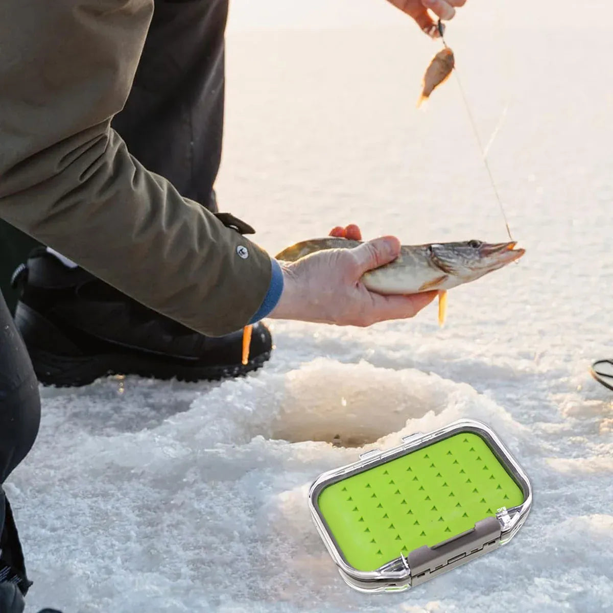 Fly Fishing Hook Box Portable for Fishing Fly Bait Hair Hook Secure Storage